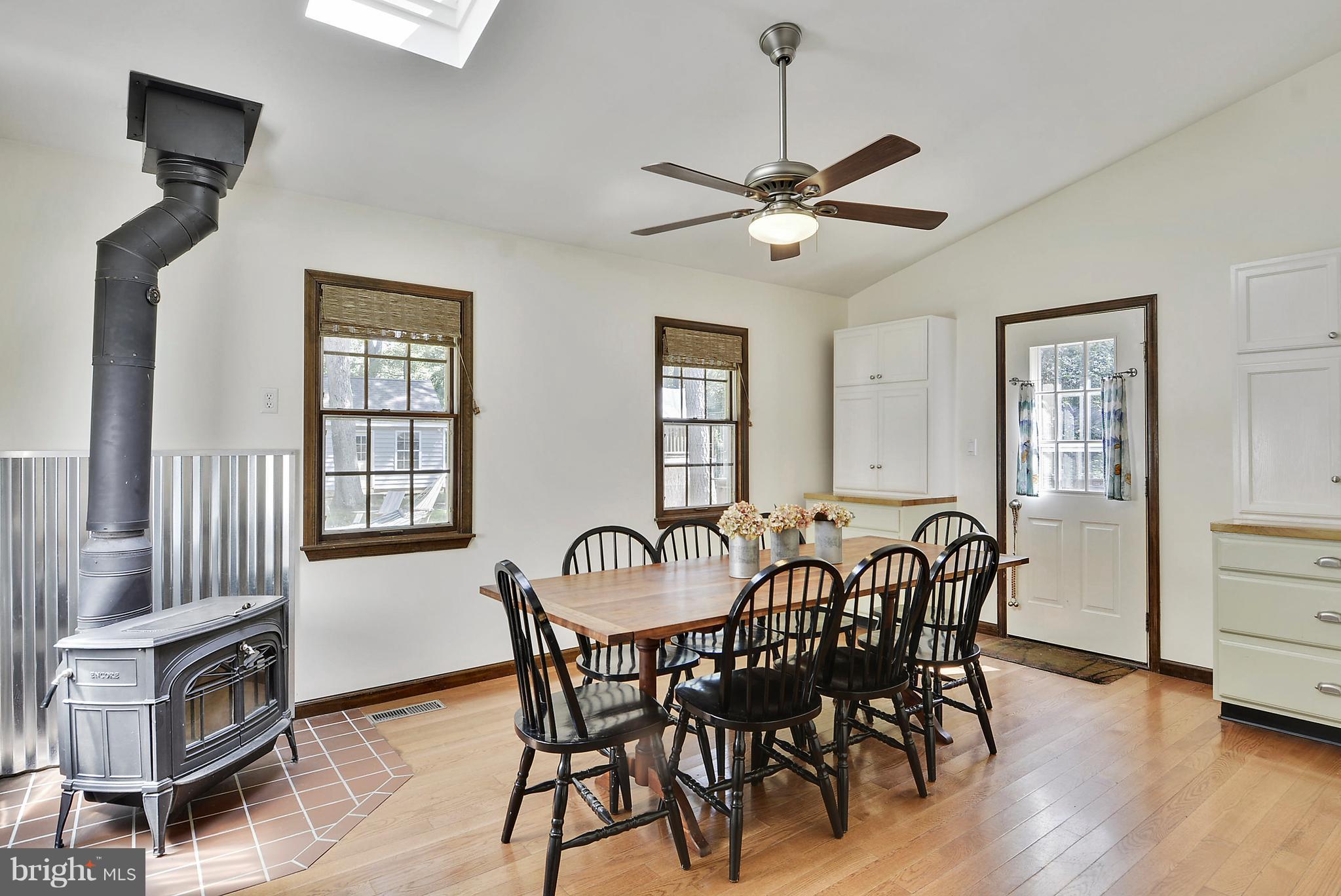 369 Wicomico Road Stevensville, MD 21666 - Photo 7 of 27 Dining Room