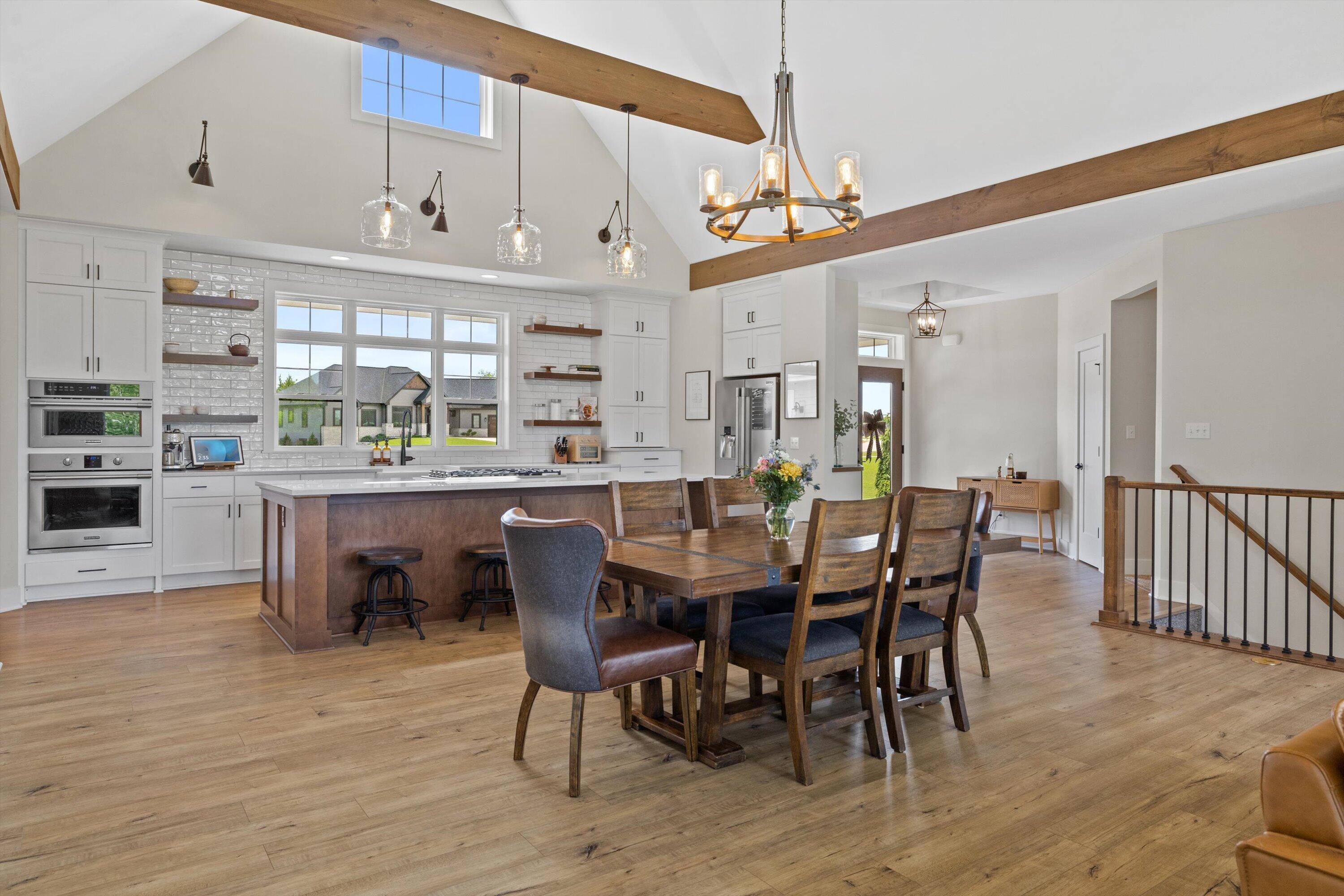 S86-w34670 Knoll Road Eagle, WI 53119 - Photo 25 of 90 Dining into Kitchen