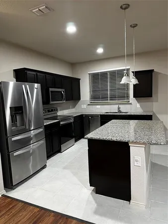 $2,500 | 5321 Wharfside Place, Denton, TX 76208