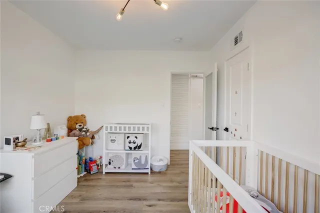 $1,374,900 | 8161 Encino Avenue, Northridge, CA 91325