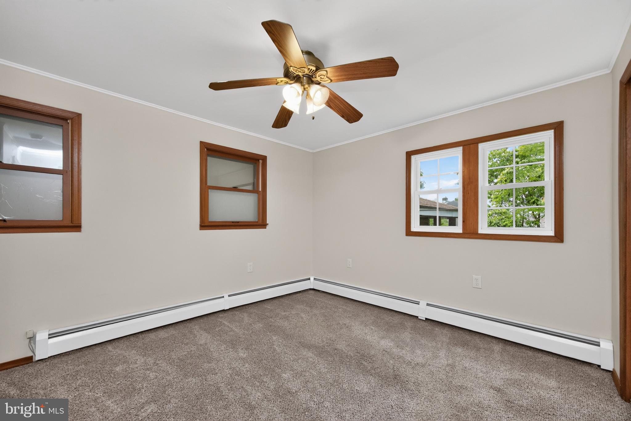 10 5th Street Brookhaven, PA 19015 - Photo 21 of 36