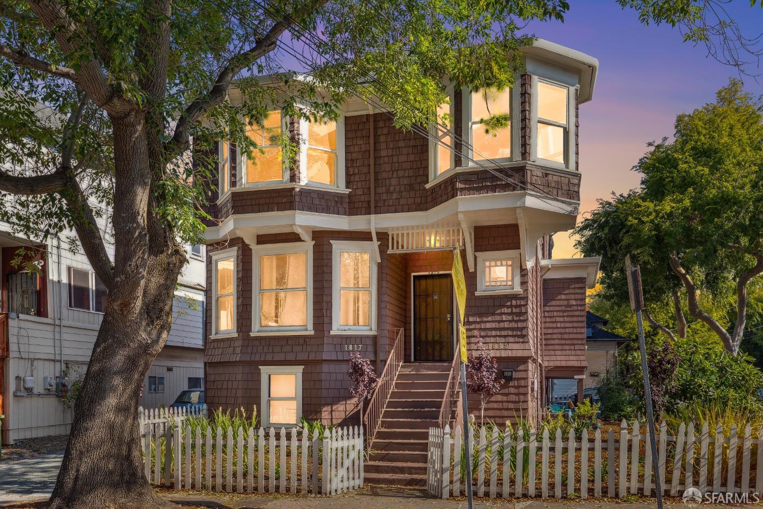 1817 Woolsey Street Berkeley, CA 94703 - Photo 33 of 35 front view of a house