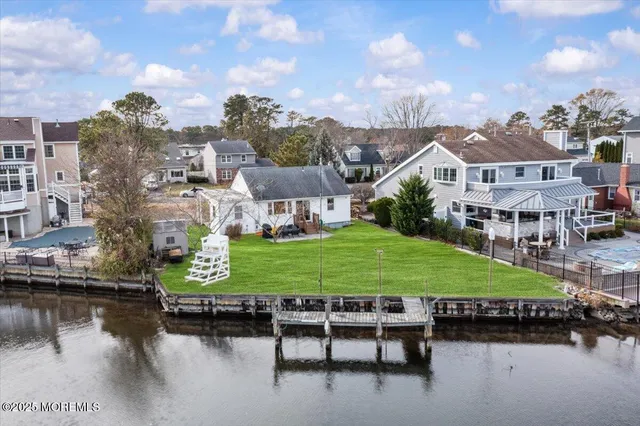 $649,900 | 36 Kettle Creek Drive, Brick, NJ 08723