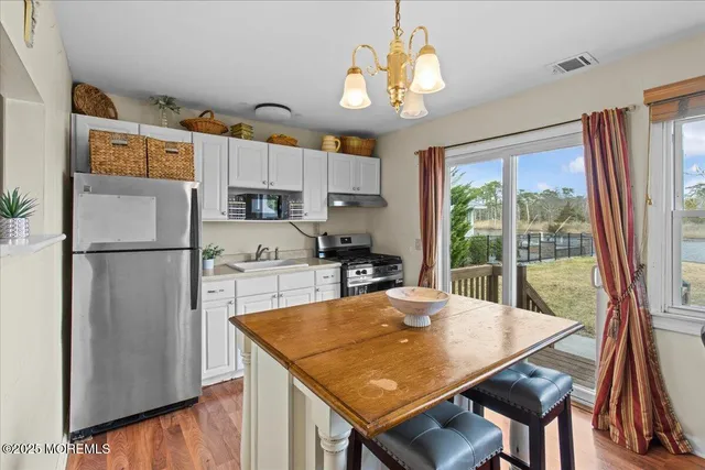 $649,900 | 36 Kettle Creek Drive, Brick, NJ 08723