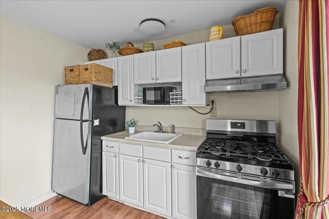 $649,900 | 36 Kettle Creek Drive, Brick, NJ 08723