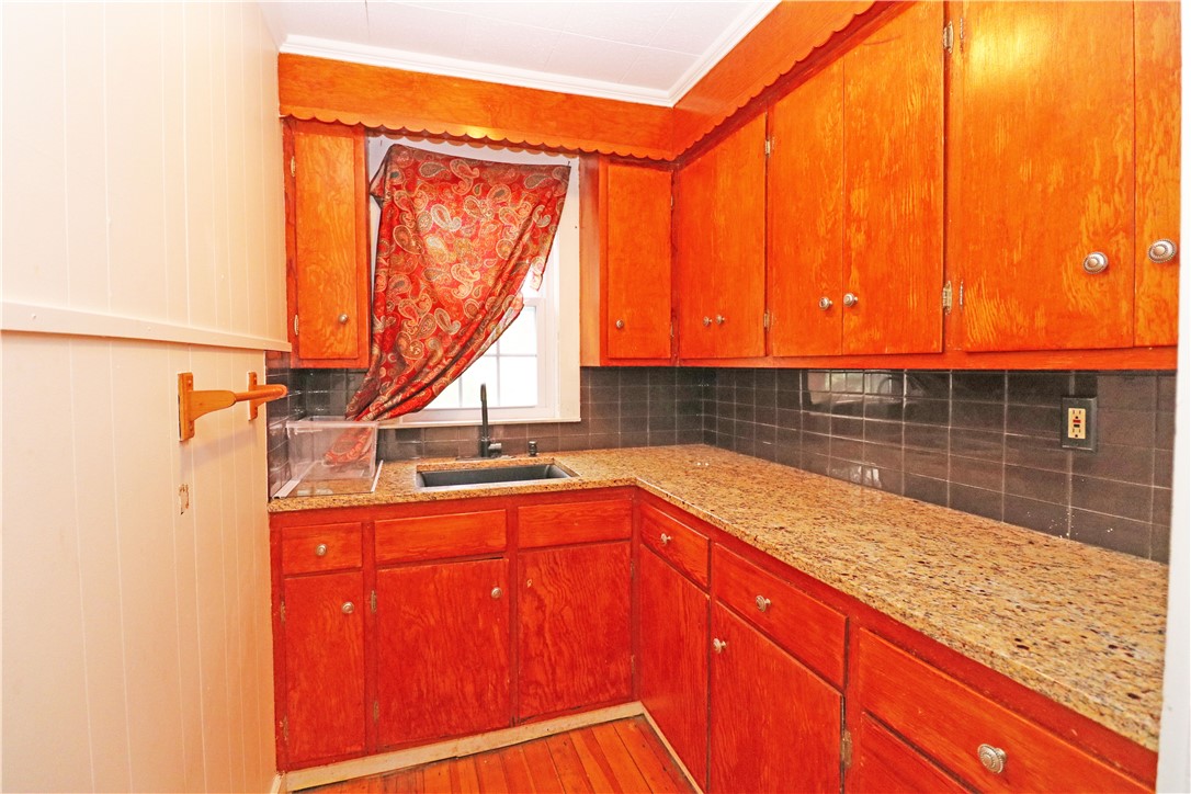 30 Thurston Avenue, Unit 1 Newport, RI 02840 - Photo 12 of 20