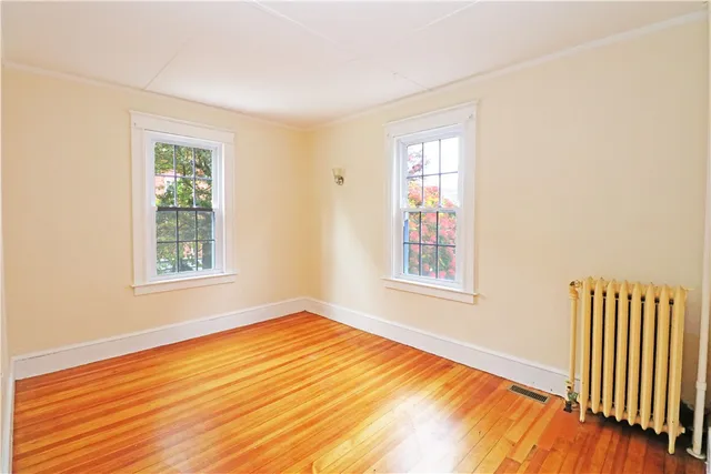 $2,500 | 30 Thurston Avenue, Unit 1, Newport, RI 02840