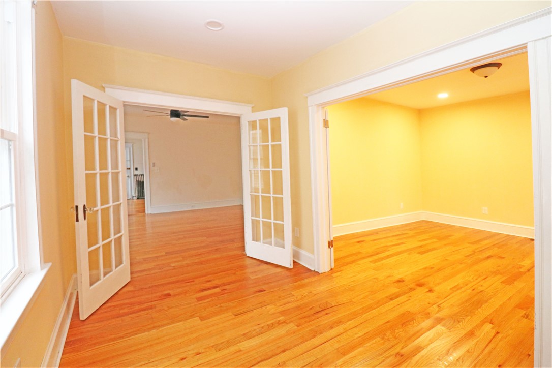 30 Thurston Avenue, Unit 1 Newport, RI 02840 - Photo 3 of 20