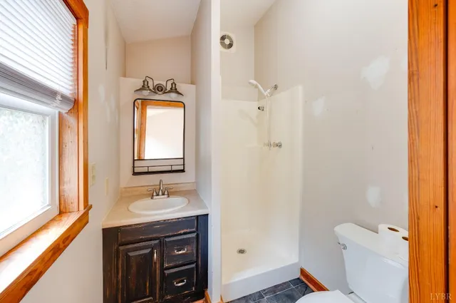 $699,000 | 1343 Wares Gap Road, Monroe, VA 24574