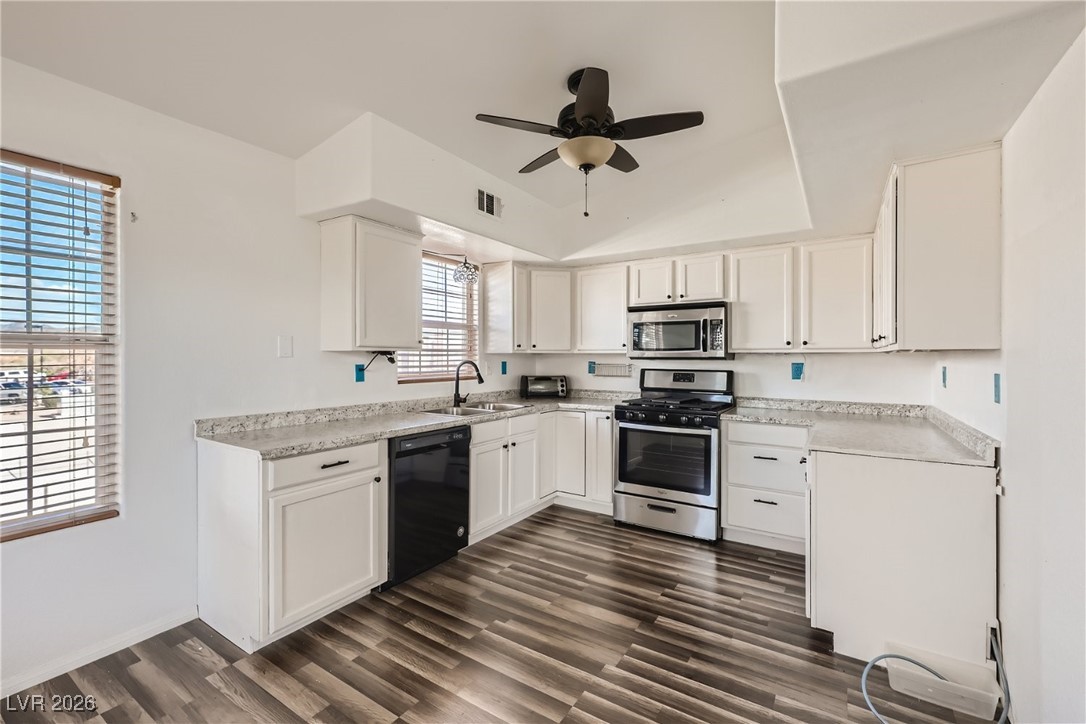 520 Arrowhead Trail, Unit 1424 Henderson, NV 89015 - Photo 13 of 28