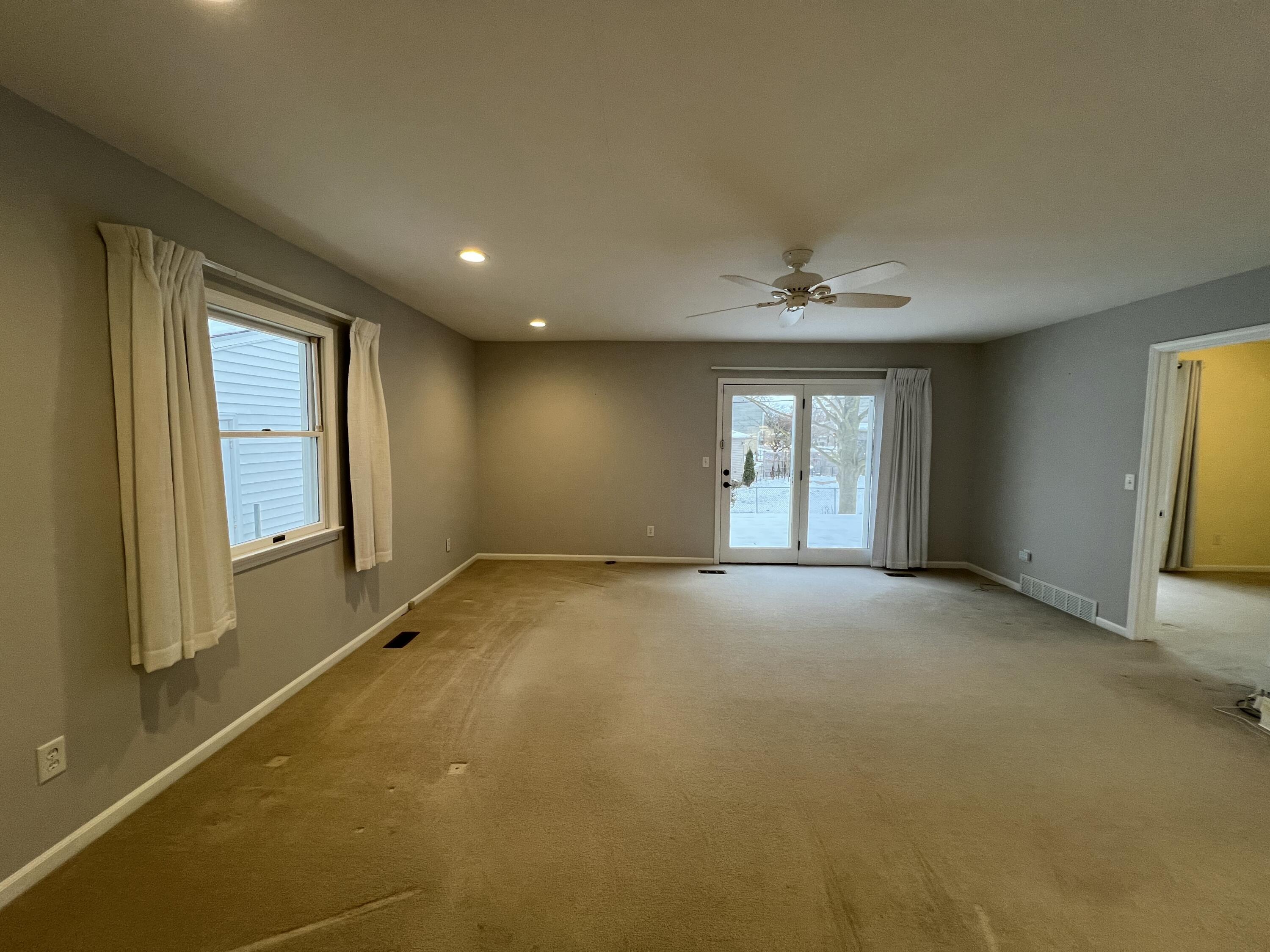 308 Wallace Drive Saline, MI 48176 - Photo 12 of 48 IMG_0854