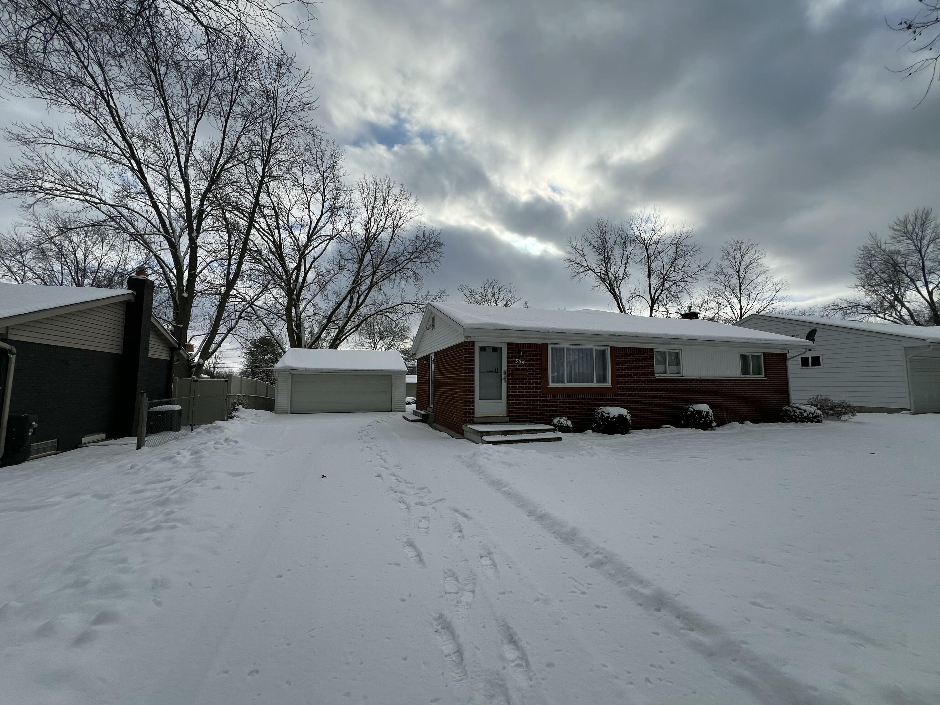 308 Wallace Drive Saline, MI 48176 - Photo 10 of 48 IMG_0839