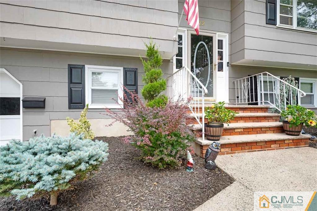 22 Nelson Street Middlesex, NJ 08846 - Photo 3 of 24