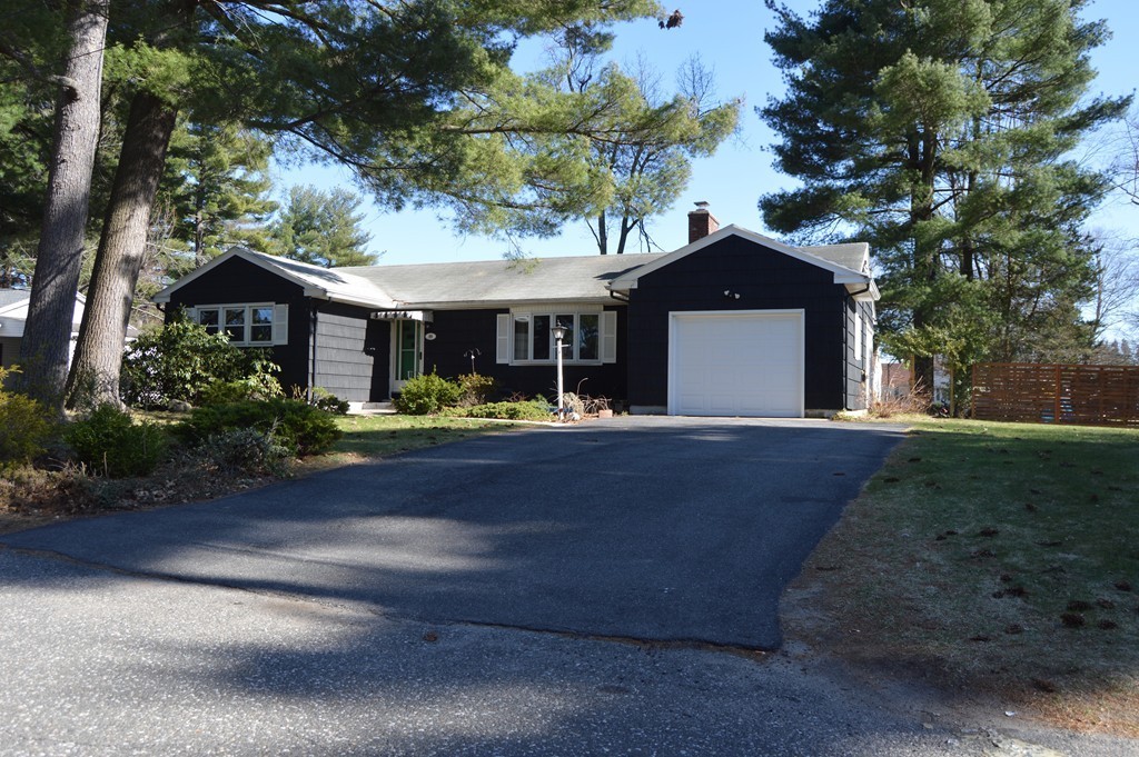 89 Mary Coburn Road Springfield, MA 01129 - Photo 1 of 22