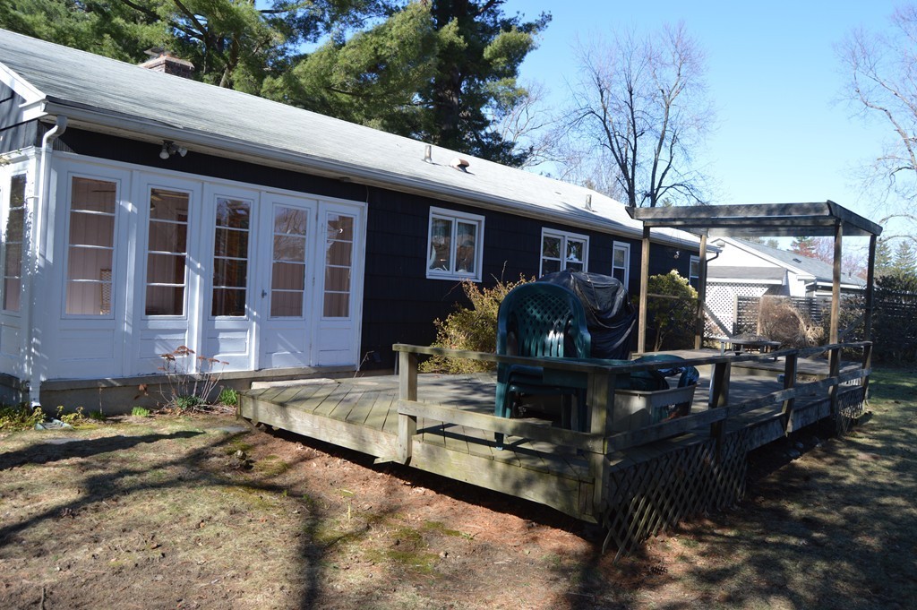 89 Mary Coburn Road Springfield, MA 01129 - Photo 4 of 22