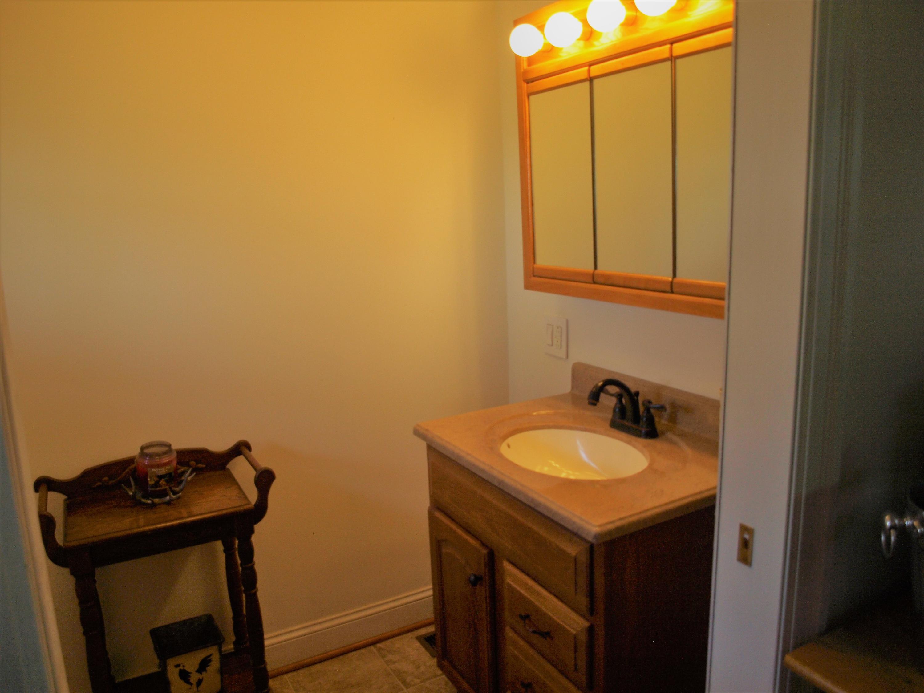 379 Culver Road Limestone, TN 37681 - Photo 12 of 25 03Half Bath