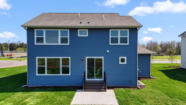 $674,900 | 1513 Creekwood Drive, New Richmond, WI 54017