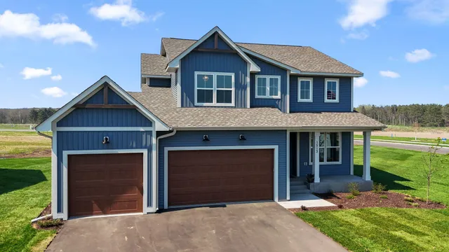 $674,900 | 1513 Creekwood Drive, New Richmond, WI 54017