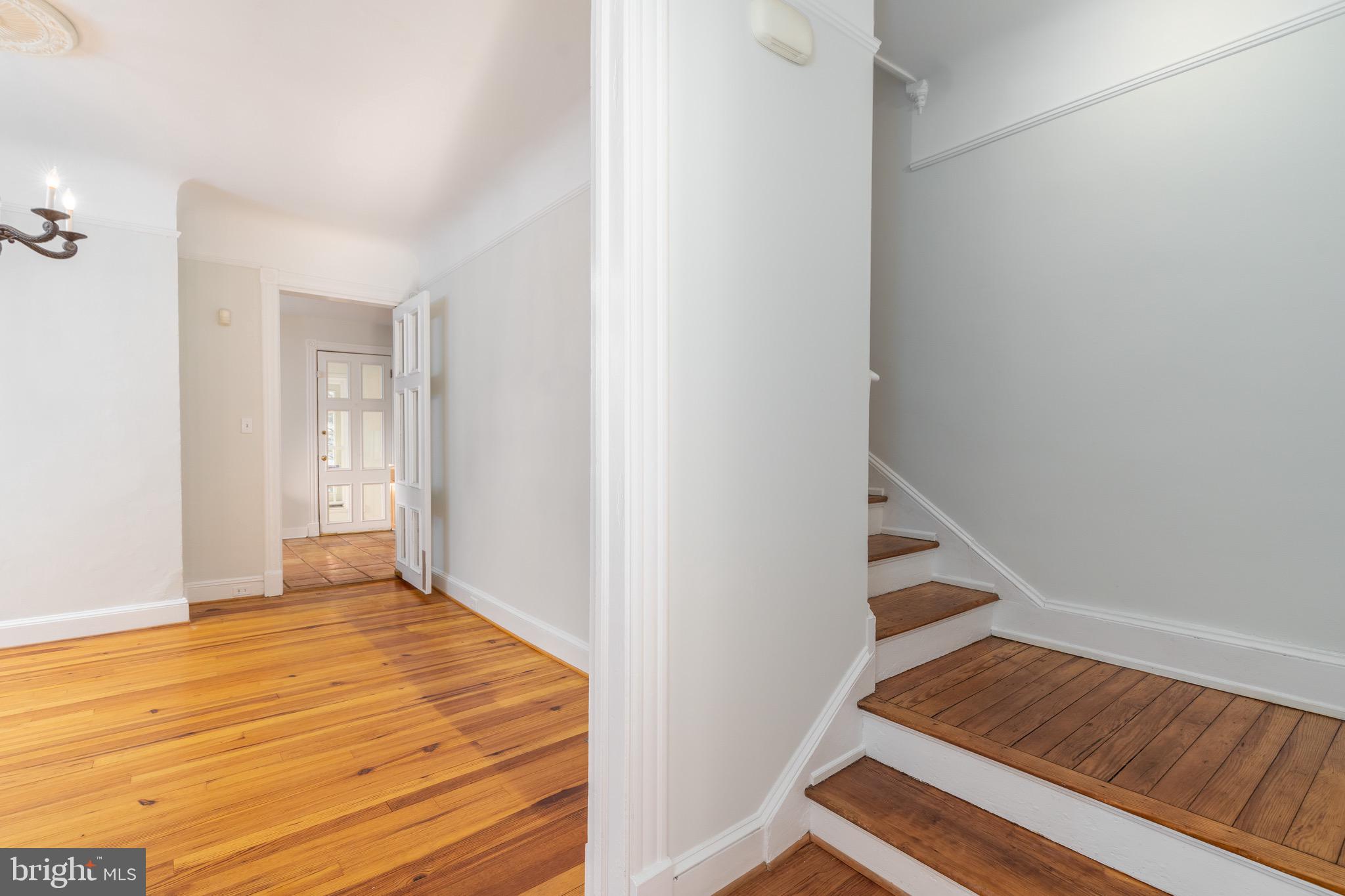 3317 R Street Northwest Washington, DC 20007 - Photo 11 of 48 Dining room