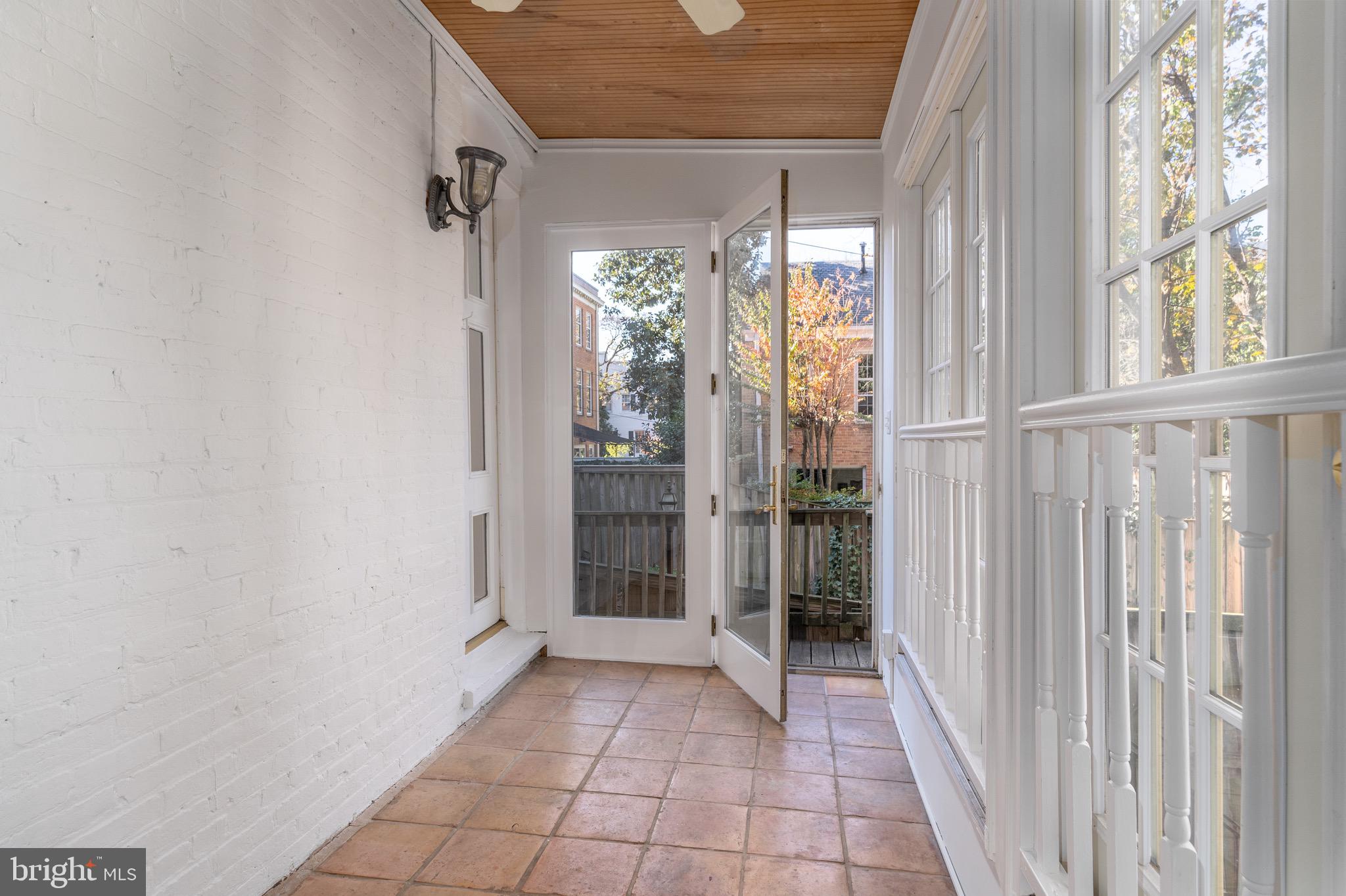 3317 R Street Northwest Washington, DC 20007 - Photo 17 of 48 Sunroom