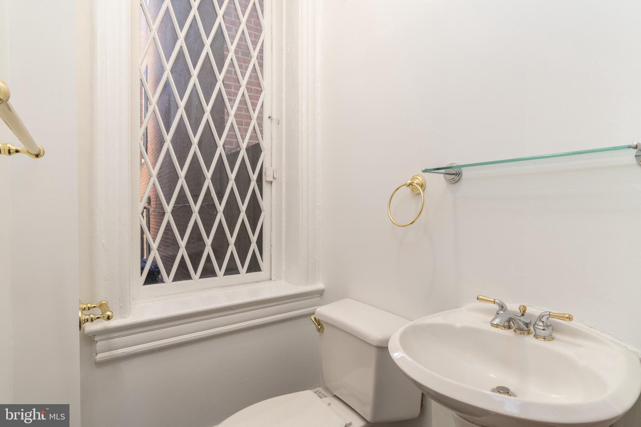 3317 R Street Northwest Washington, DC 20007 - Photo 19 of 48 Powder room