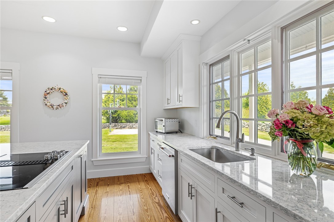 6 Moorings Way Little Compton, RI 02837 - Photo 17 of 49