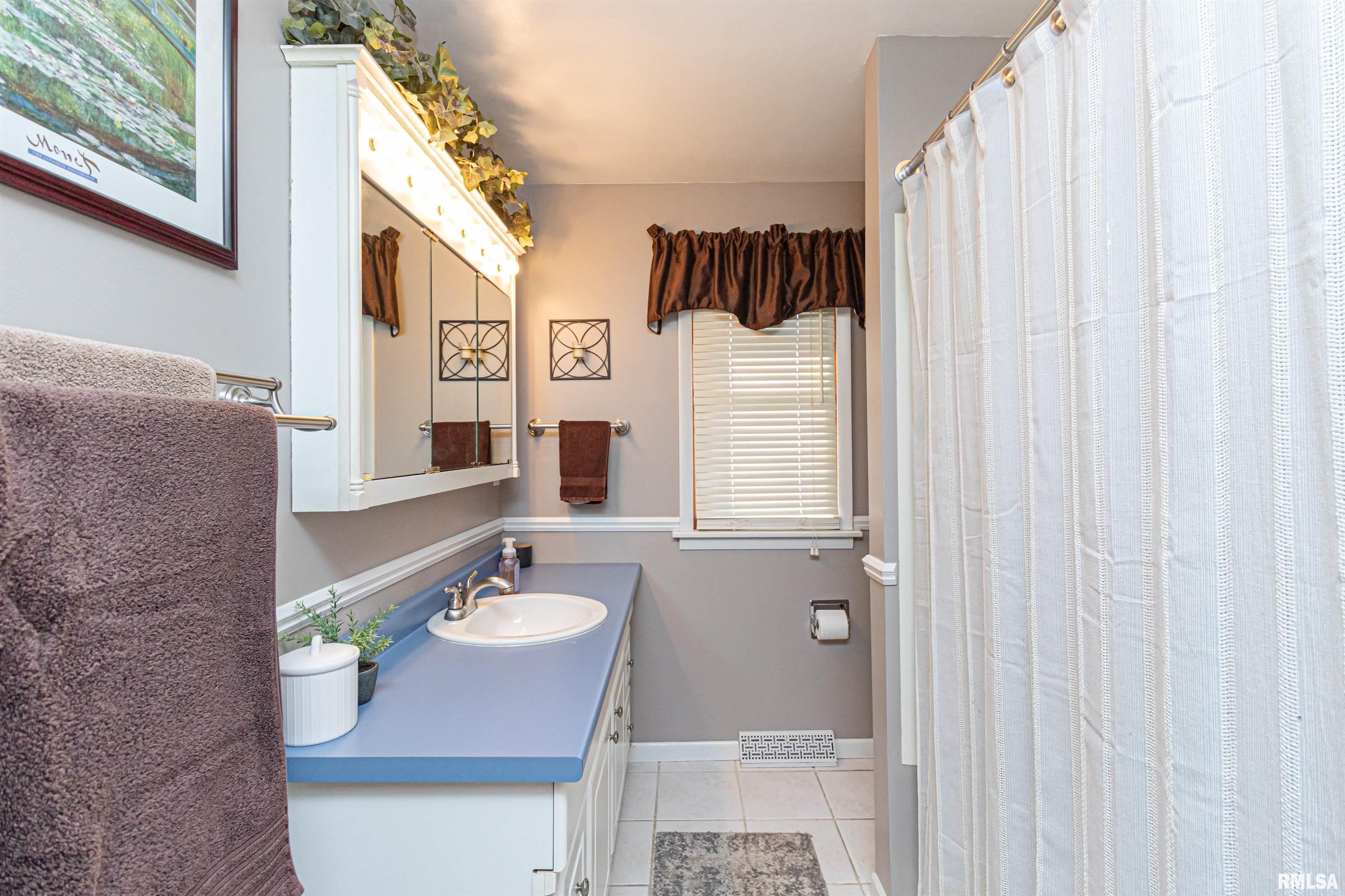 114 Field Grove Road East Peoria, IL 61611 - Photo 18 of 50 Gallery Image 18