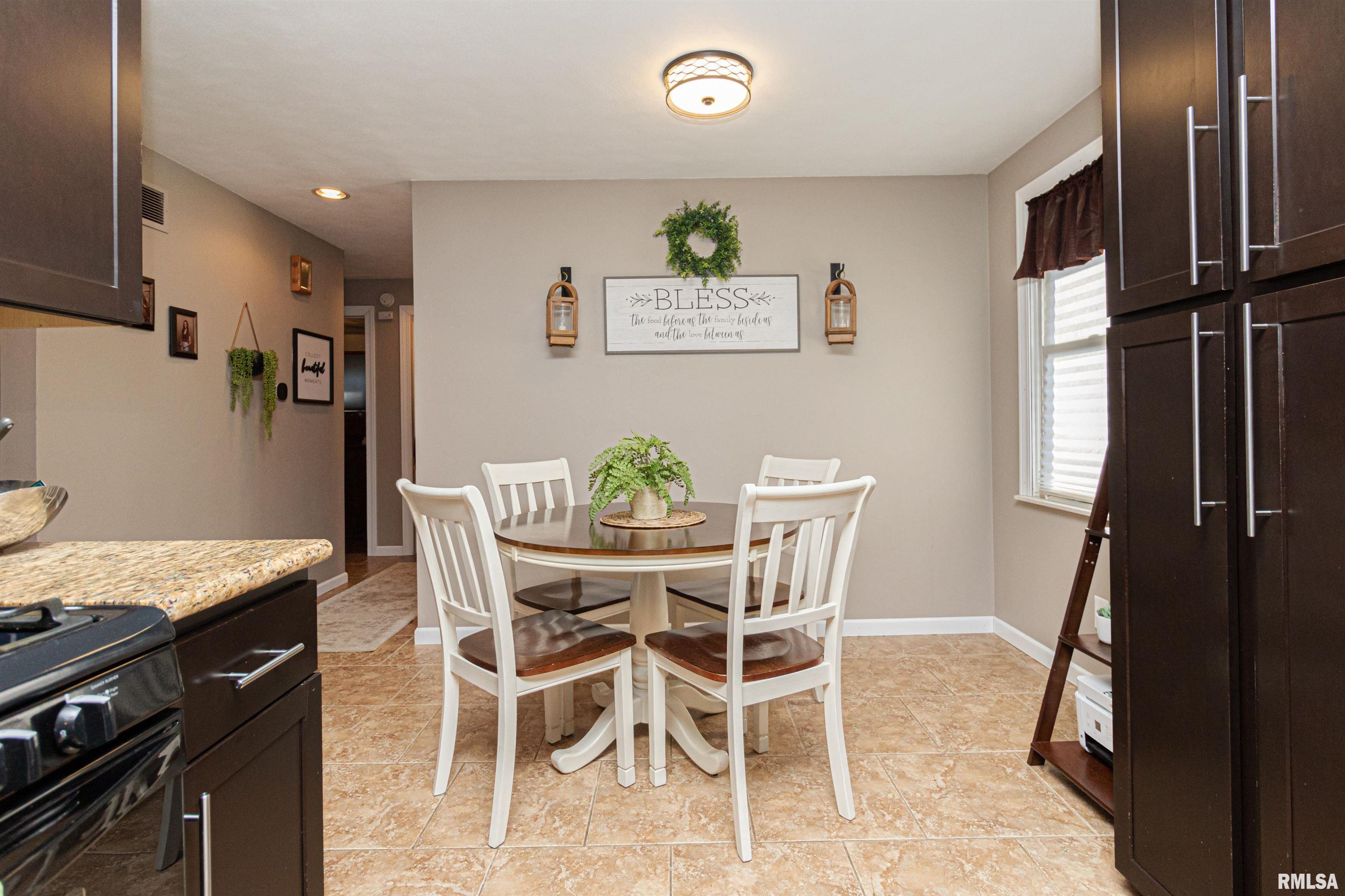 114 Field Grove Road East Peoria, IL 61611 - Photo 8 of 50 Gallery Image 8