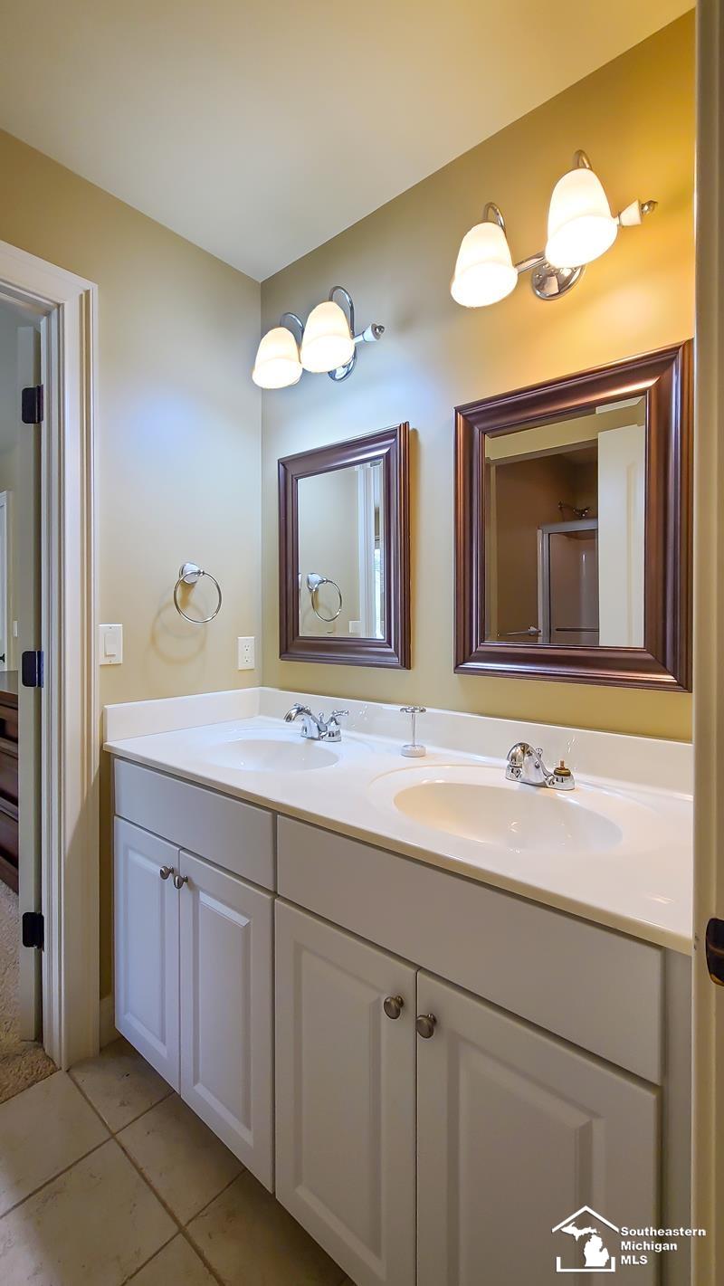 1062 Abbey Road Monroe, MI 48161 - Photo 46 of 67 50141516-c64907b7-e95e-4fcc-97d4-ada50c23e1c5.JPG