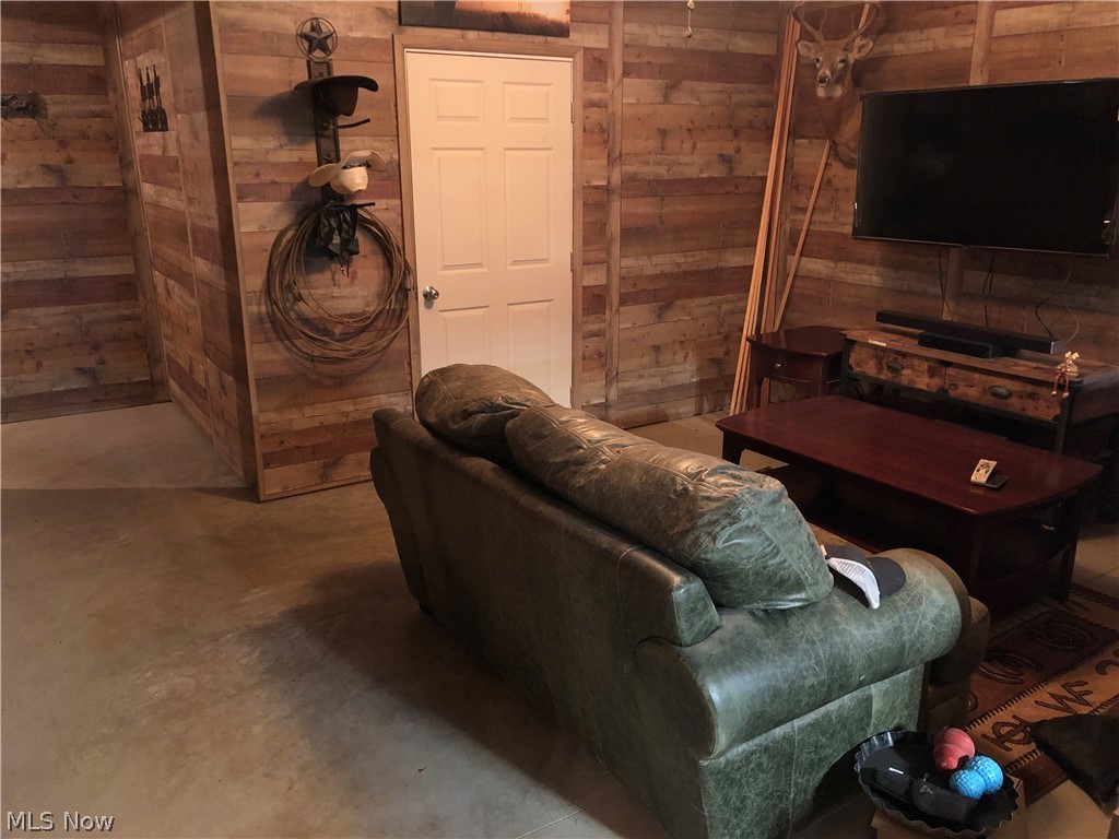 78560 Kinsey Orchard Road Freeport, OH 43973 - Photo 30 of 43