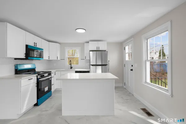 $324,900 | 21 Russ Road, Windham, CT 06226