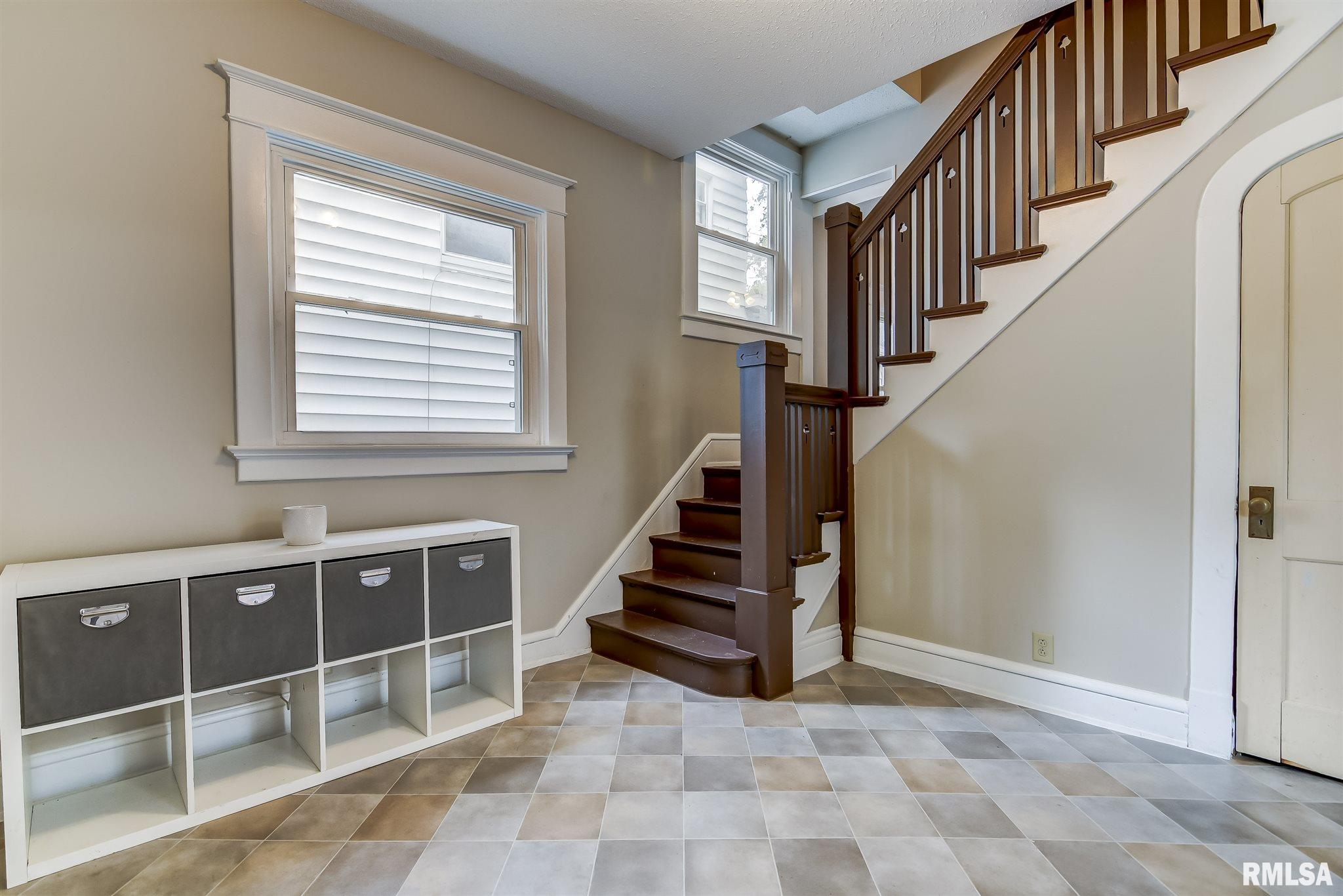 1810 South 4th Street Springfield, IL 62703 - Photo 3 of 42