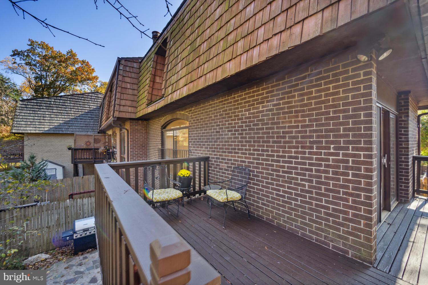 10959 Deborah Drive Potomac, MD 20854 - Photo 12 of 30 Ready for a BBQ or a morning coffee in fresh air