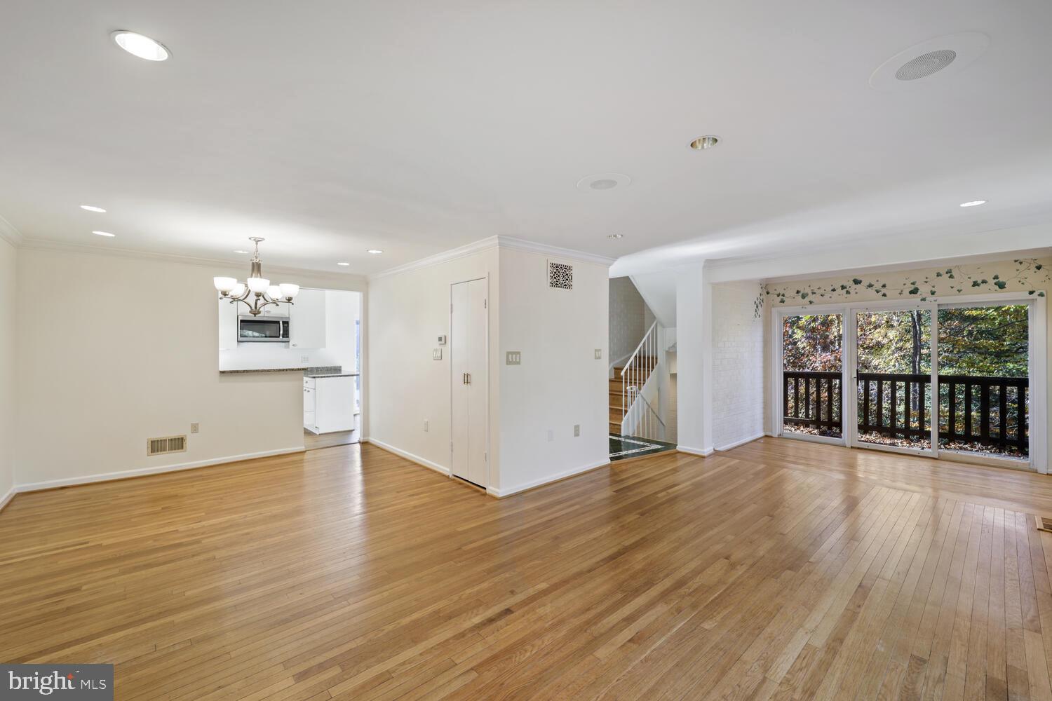 10959 Deborah Drive Potomac, MD 20854 - Photo 30 of 30 Comfortable Open Floorplan