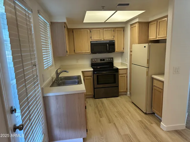 $275,000 | 1825 West Ray Road, Unit 1008, Chandler, AZ 85224