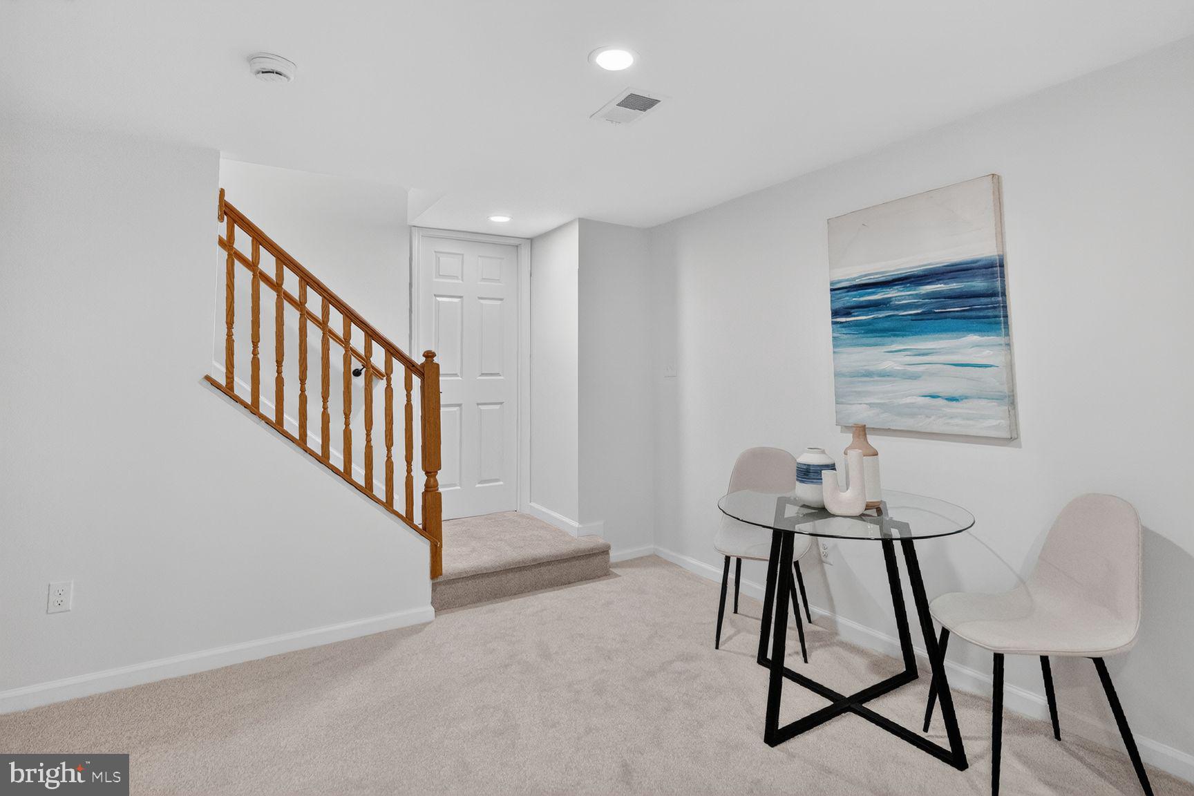 2339 Colts Brook Drive Reston, VA 20191 - Photo 44 of 51 a view of a hallway with seating area