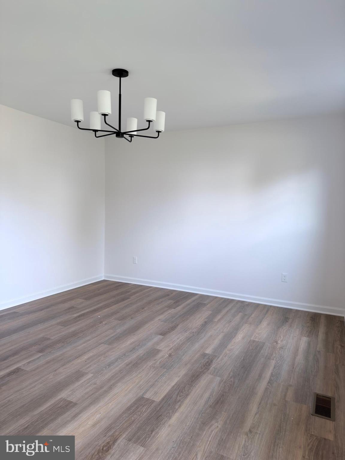 2339 Colts Brook Drive Reston, VA 20191 - Photo 6 of 6