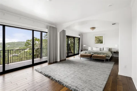 $2,950,000 | 411 Skyline Drive, West Lake Hills, TX 78746