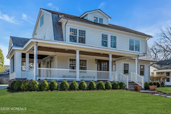 $5,950,000 | 327 South Boulevard, Spring Lake, NJ 07762