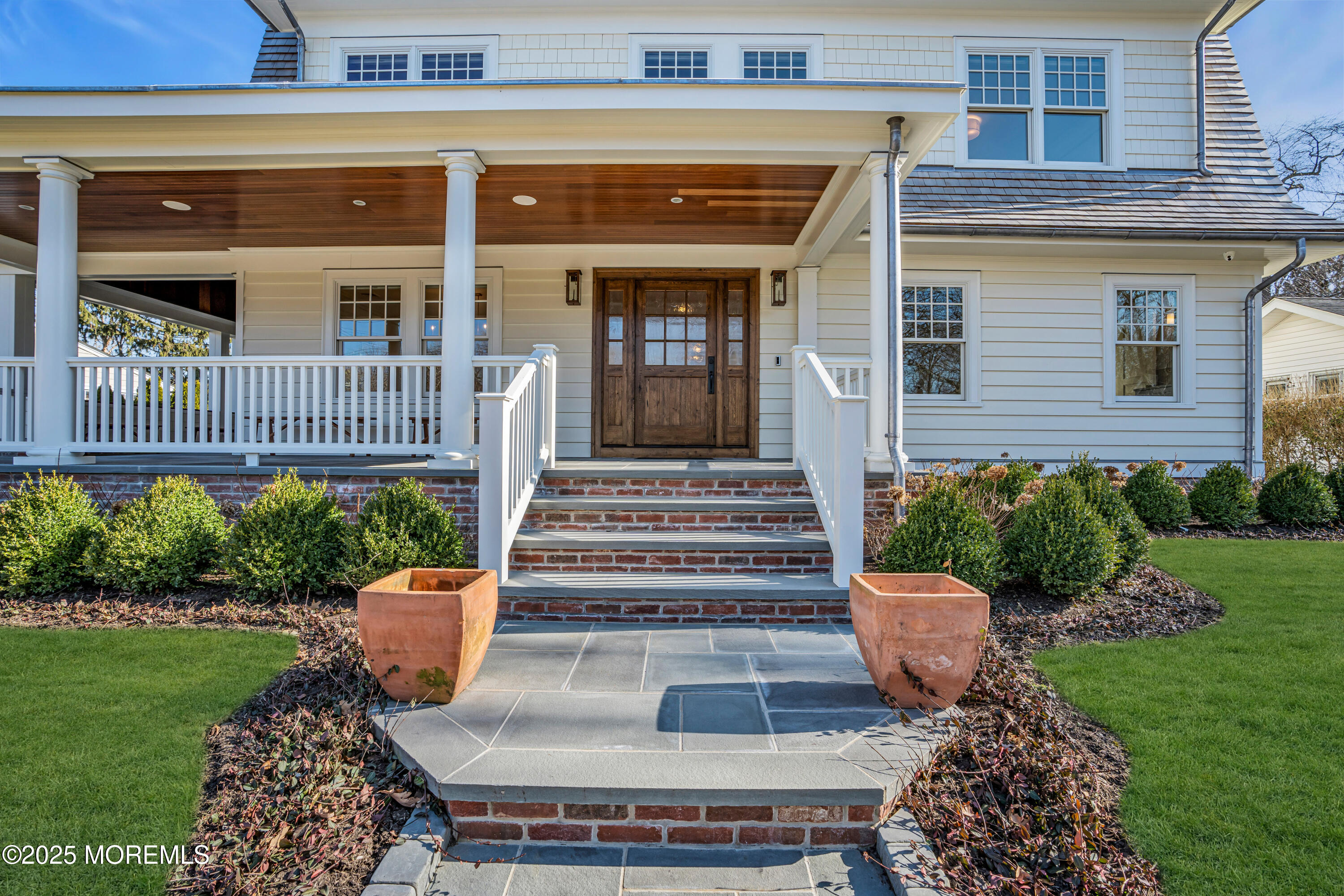 327 South Boulevard Spring Lake, NJ 07762 - Photo 5 of 103 010_dsc04332-1_855