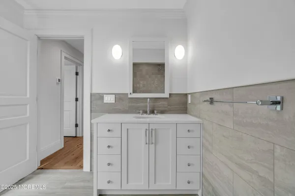 $5,950,000 | 327 South Boulevard, Spring Lake, NJ 07762