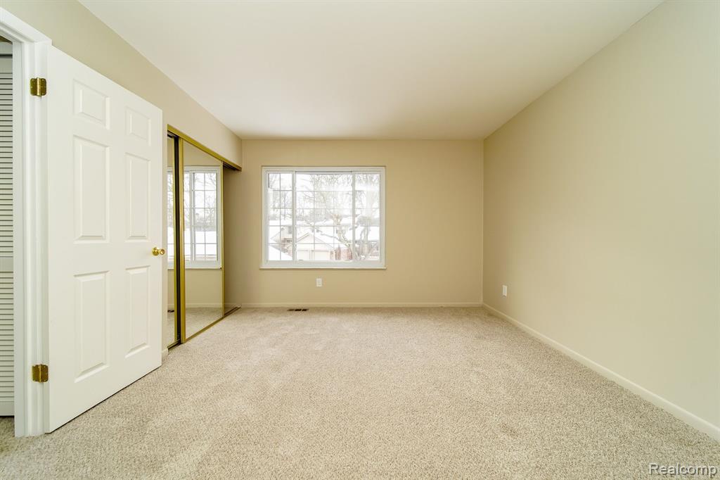 905 Lafayette Court Rochester Hills, MI 48307 - Photo 37 of 65