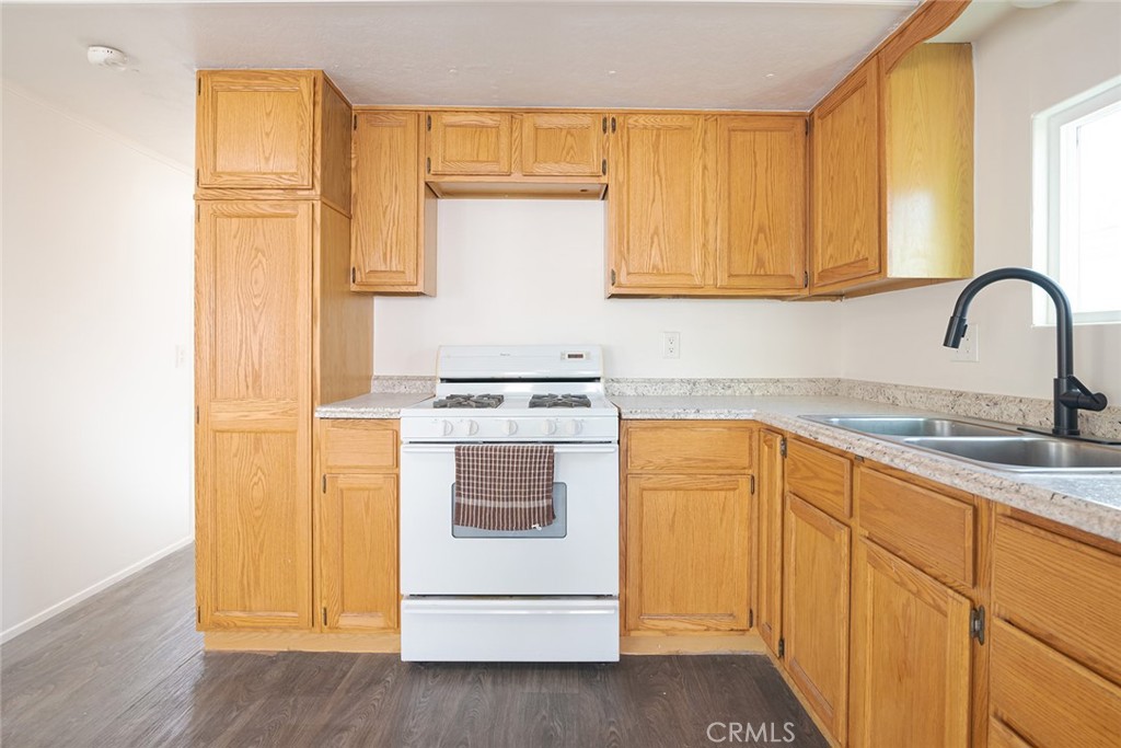 73 Alesandro Road, Unit A Palm Springs, CA 92264 - Photo 6 of 23