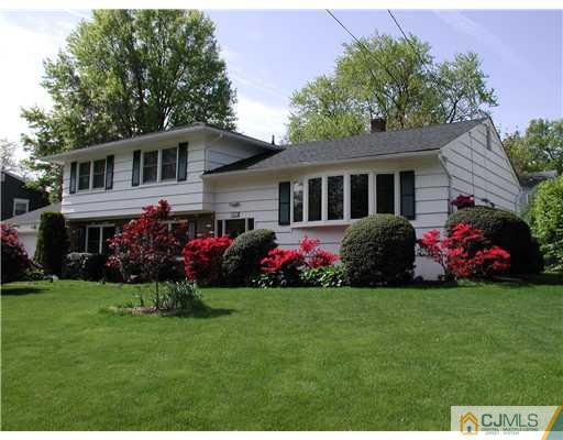 426 Wheeler Road North Brunswick, NJ 08902 - Photo 1 of 18 Gallery Image 1