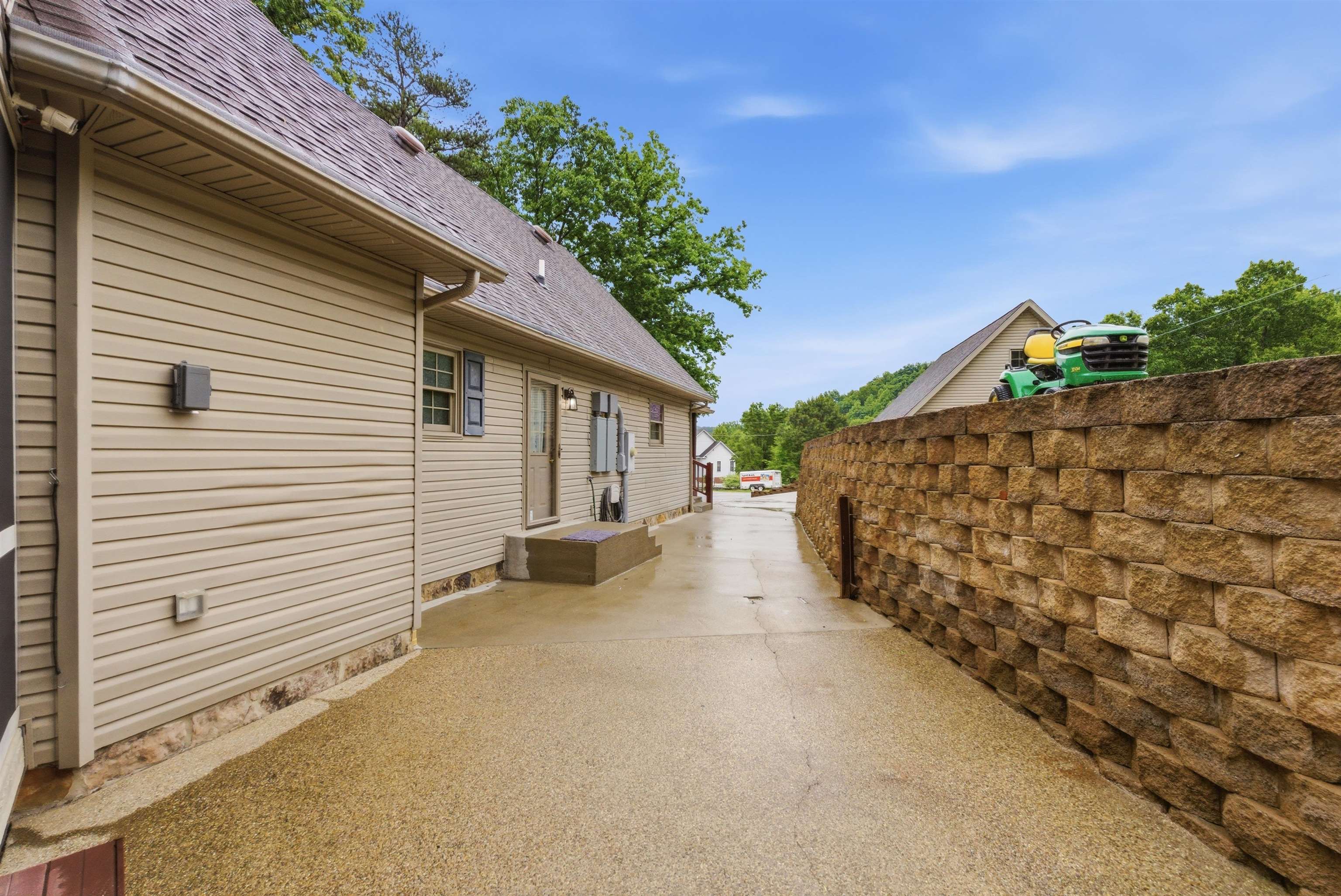146 Hammer Mill Road Greenup, KY 41144 - Photo 11 of 50
