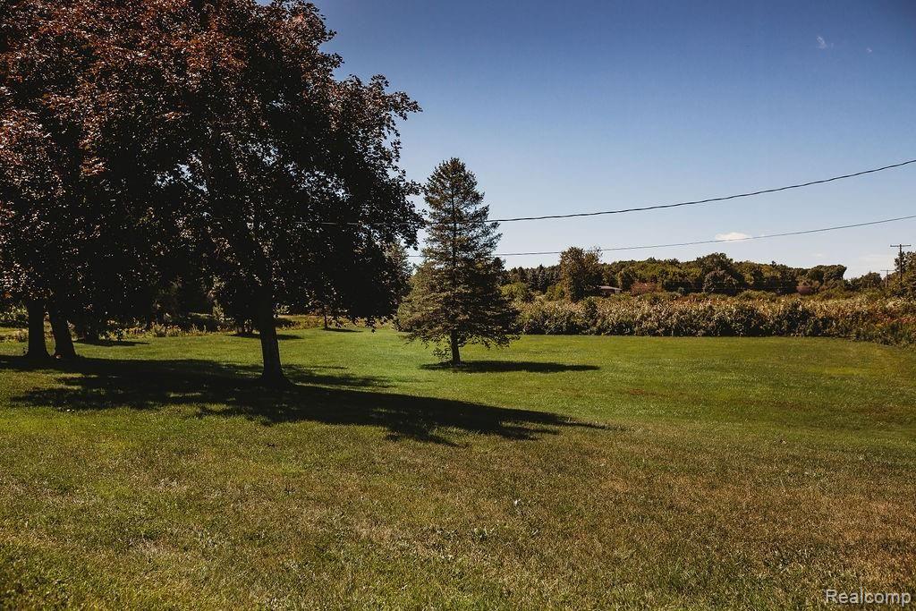 2554 Haines Road Lapeer, MI 48446 - Photo 31 of 39