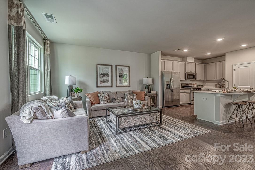 6017 Chelsea Oaks Ridge, Unit 2086 Tega Cay, SC 29708 - Photo 3 of 12