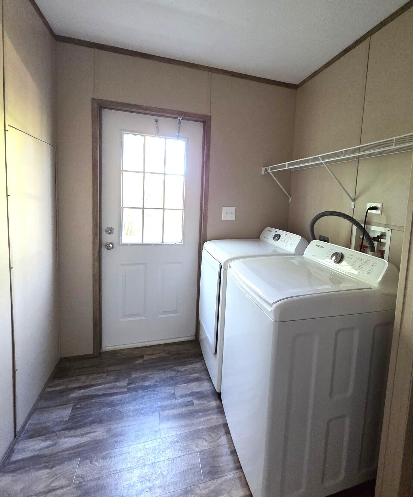 300 Whisperway Road Moneta, VA 24121 - Photo 20 of 24 a utility room with dryer and washer