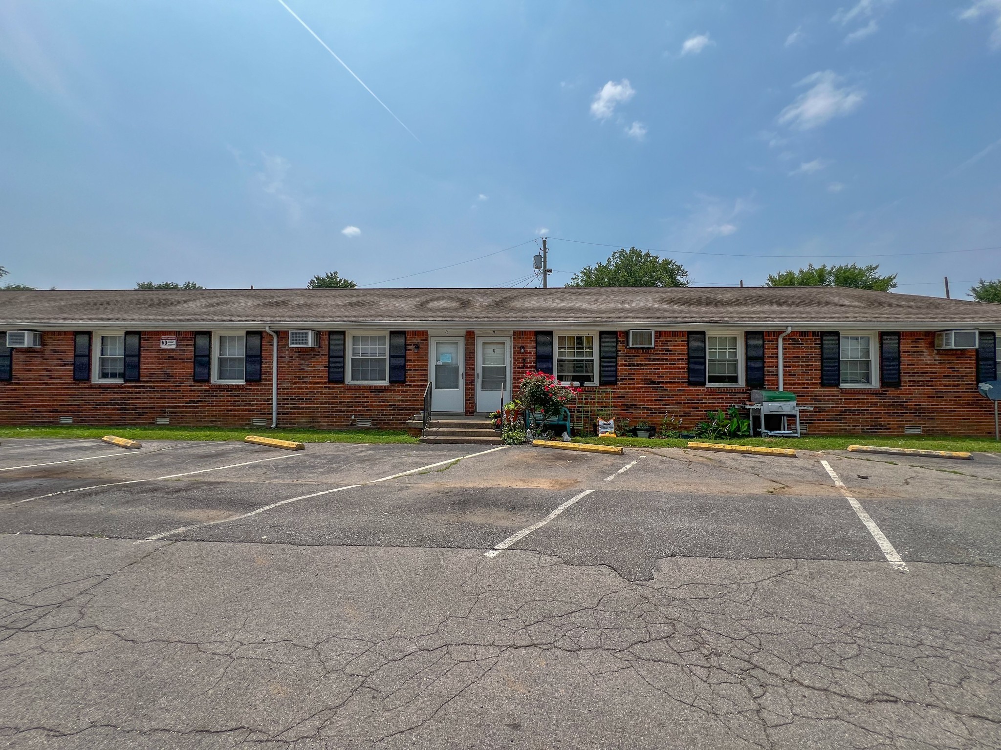 701 Power Street, Unit 4 Clarksville, TN 37042 - Photo 1 of 10 a front view of a building with street view