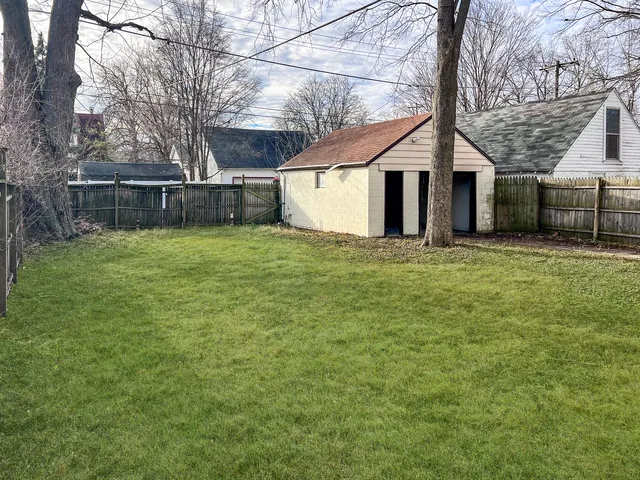 $184,500 | 28 West 35th Place, Steger, IL 60475